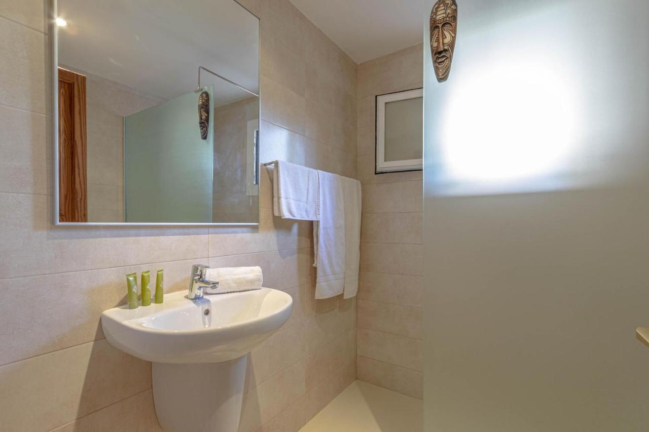 Pinos Altos 03 Apartment Cala San Vicente  Bagian luar foto